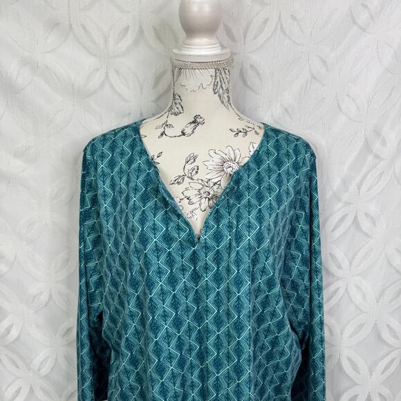 L.L. BEAN Split Neck Pima Cotton Tunic Deep Turquoise Geo Top Size 2X - Picture 8 of 10